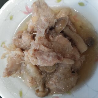 鶏肉としめじのみぞれ煮